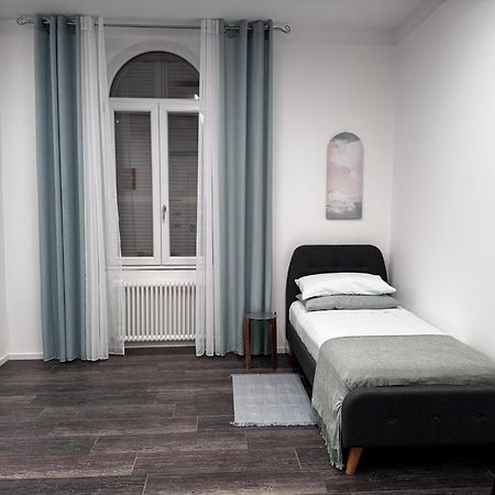Residenze 'Il Conte' Hotel Пескара Екстериор снимка