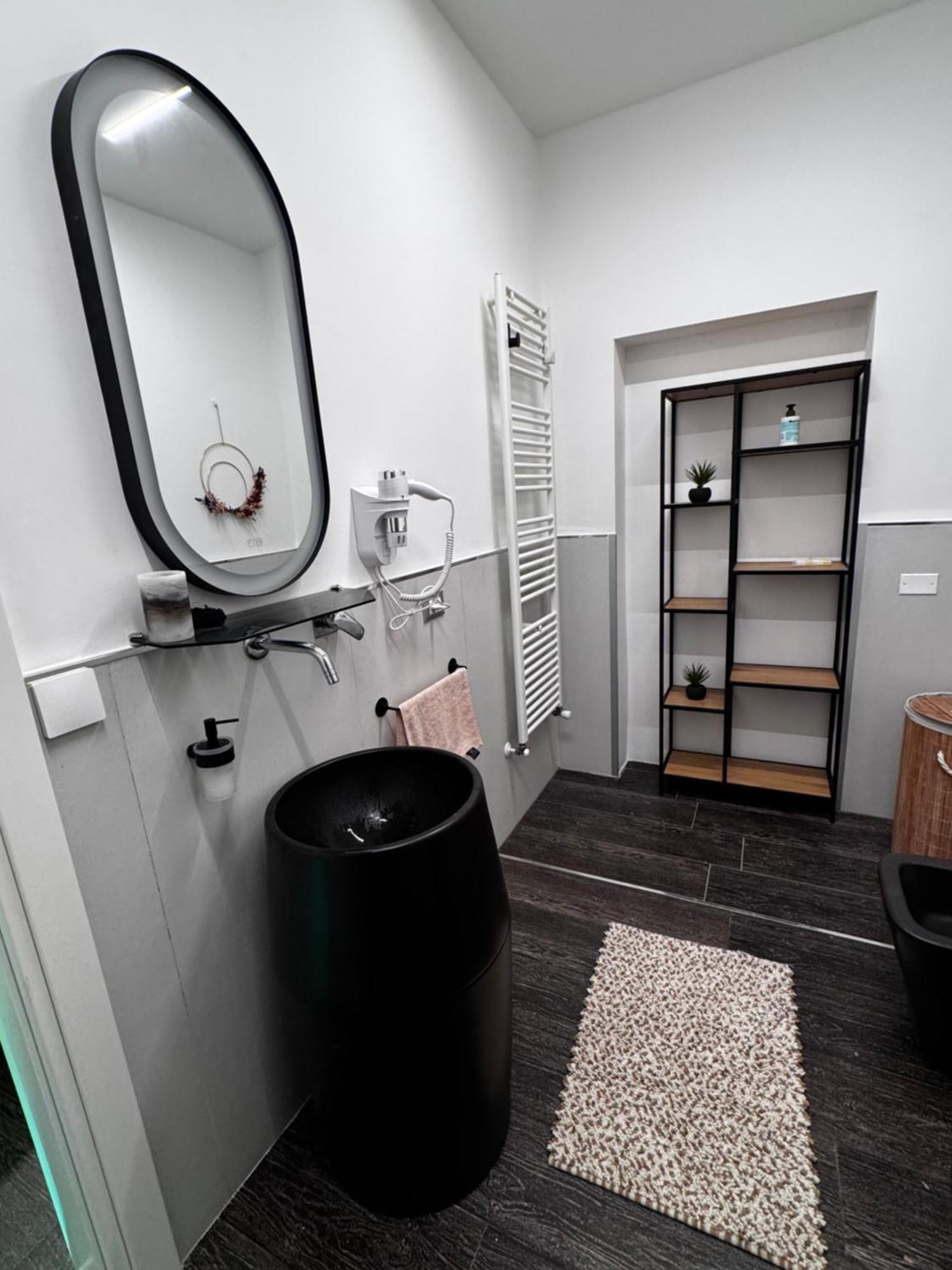 Residenze 'Il Conte' Hotel Пескара Екстериор снимка